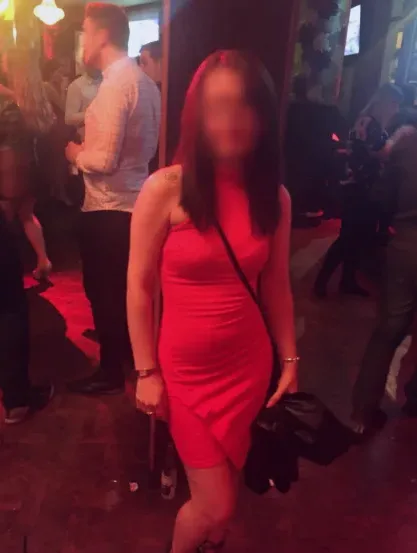 Angela, 35