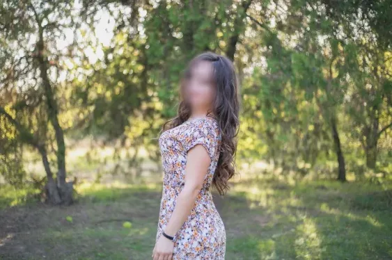 Emma, 39