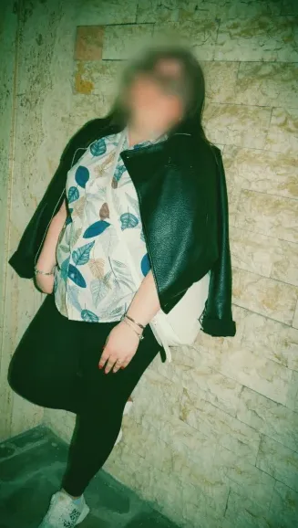 Emma, 29