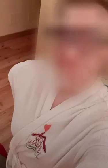 Kimberly, 40