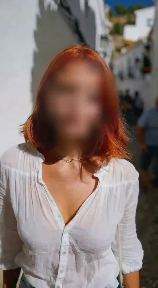 Leyla, 30
