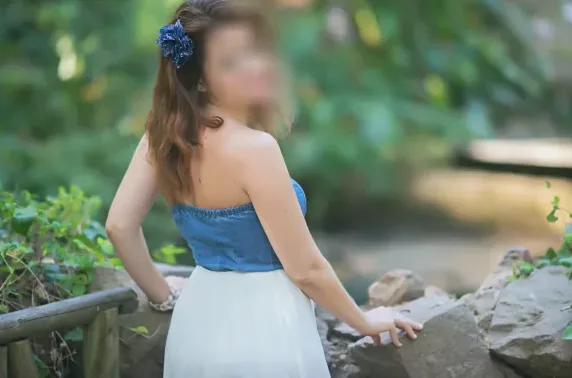 Leyla, 30