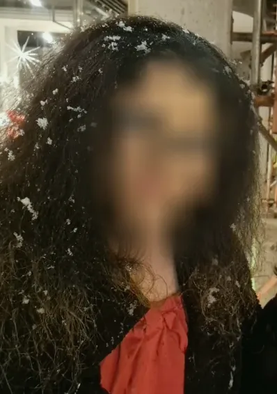 Naima, 24