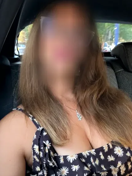 Naima, 30