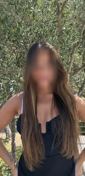 Nina, 35
