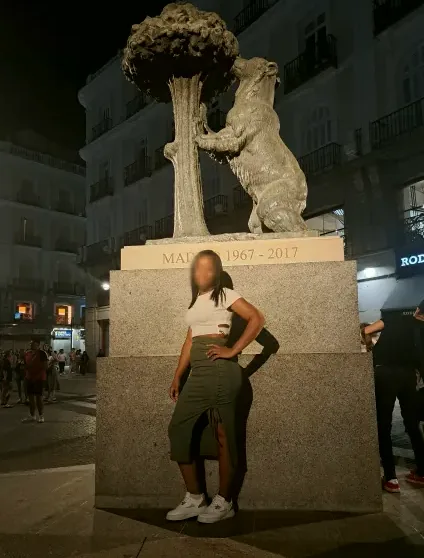 Rania, 34