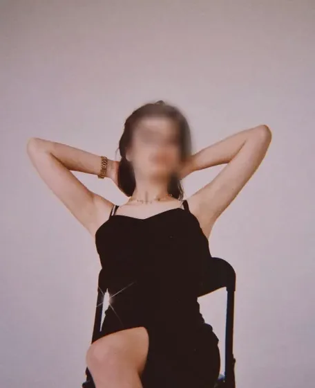 Sanae, 27