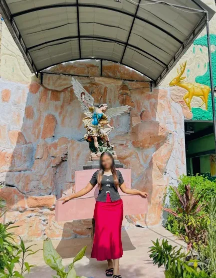 Tess, 29