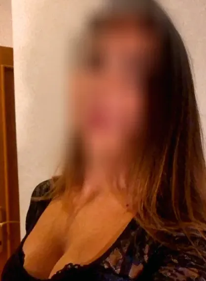 Wendy, 28